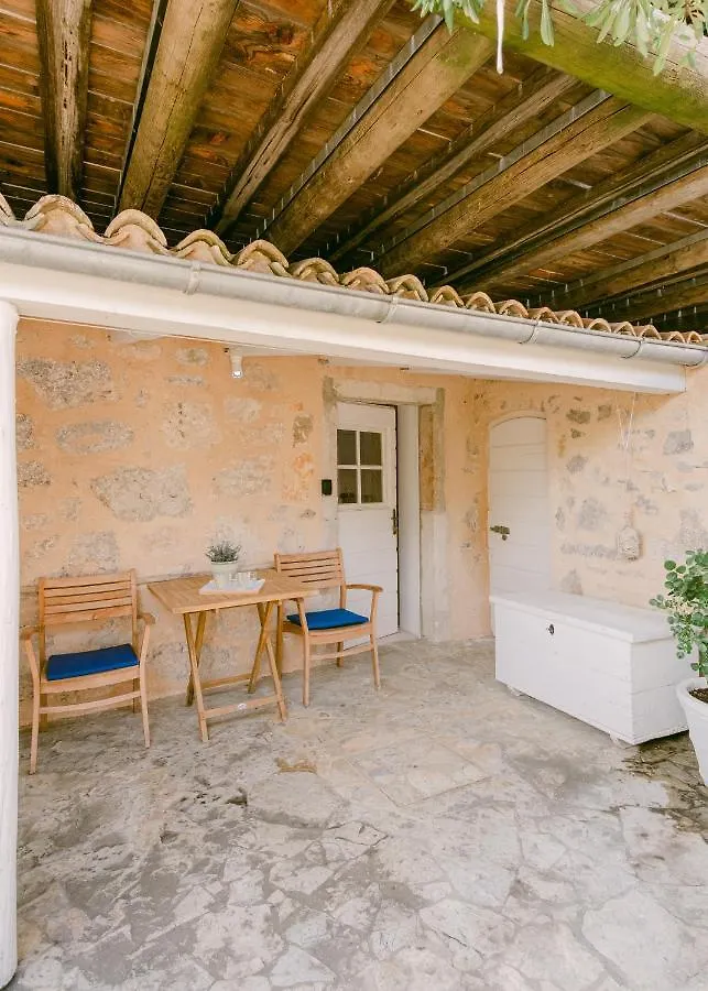 Gasthuis Romantic Stone House Double Room Kornić Kroatië